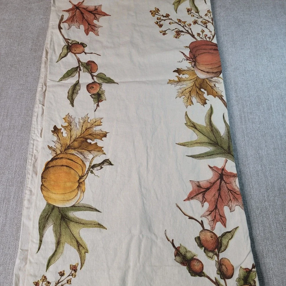 Pottery Barn Pumpkin Harvest Table Runner 18x90 Fall Autumn Leaves 2011 RARE